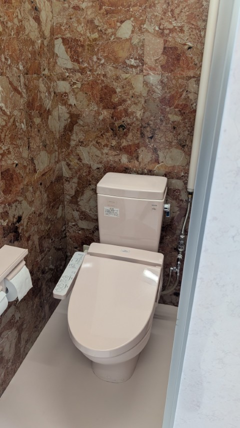 toilet